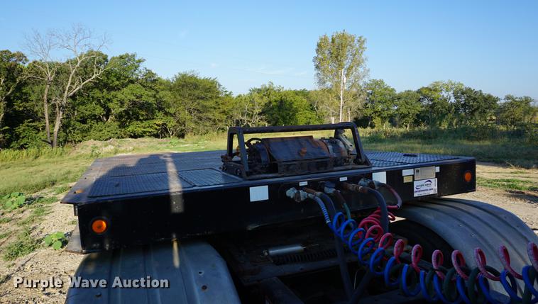 image for item DC5287 2004 Trail King TK70HT482 equipment trailer