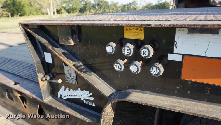 image for item DC5287 2004 Trail King TK70HT482 equipment trailer