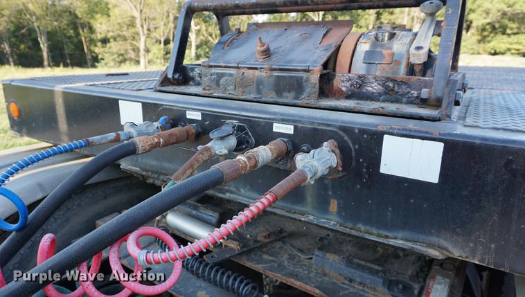 image for item DC5287 2004 Trail King TK70HT482 equipment trailer