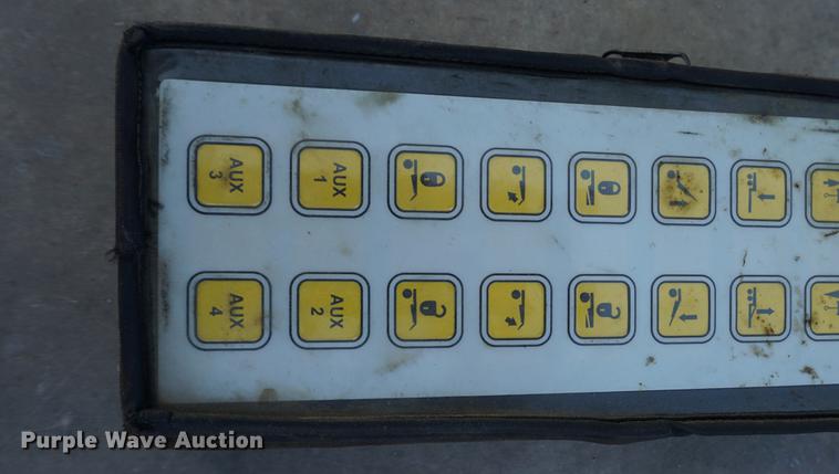 image for item DC5287 2004 Trail King TK70HT482 equipment trailer