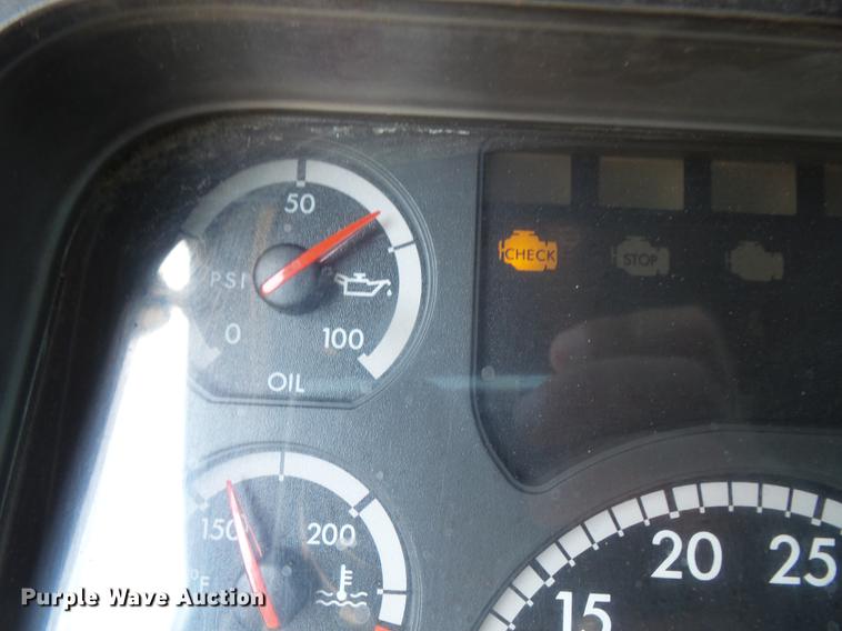 image for item DC5289 2009 Freightliner Cascadia semi truck