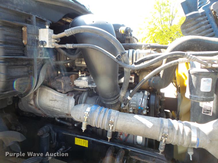 image for item DC5289 2009 Freightliner Cascadia semi truck