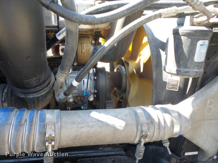 image for item DC5289 2009 Freightliner Cascadia semi truck