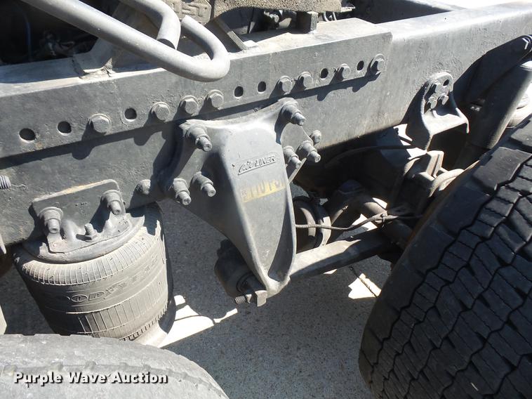 image for item DC5289 2009 Freightliner Cascadia semi truck