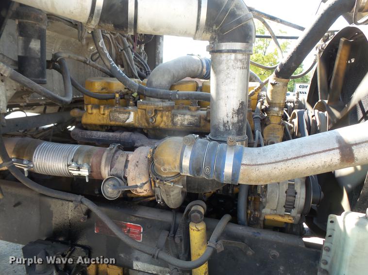 image for item DC5290 2001 Western Star 4964FX semi truck