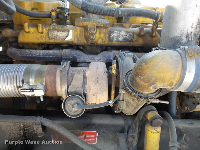 image for item DC5290 2001 Western Star 4964FX semi truck