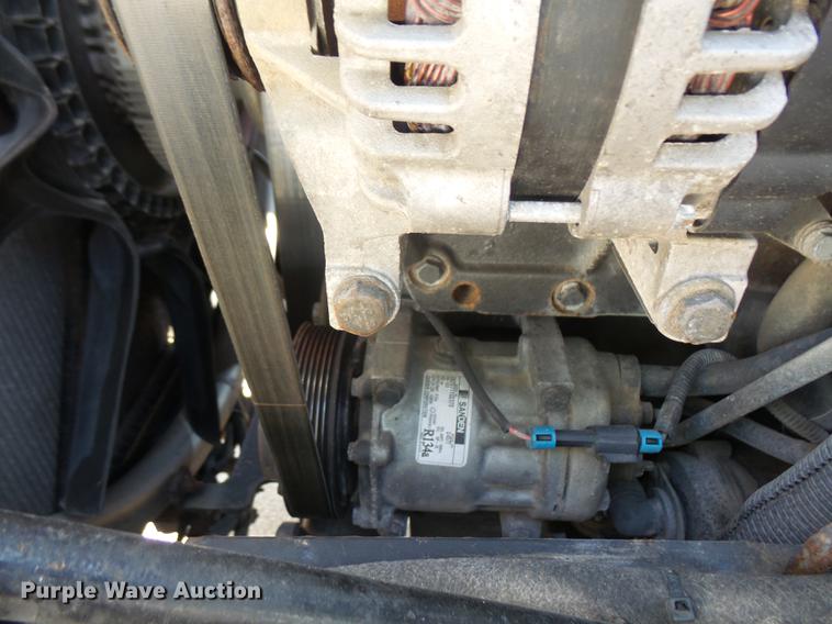 image for item DC5303 2012 Peterbilt 386 semi truck