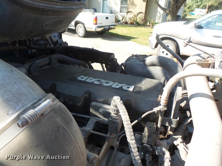 image for item DC5303 2012 Peterbilt 386 semi truck