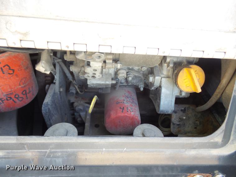 image for item DC5303 2012 Peterbilt 386 semi truck