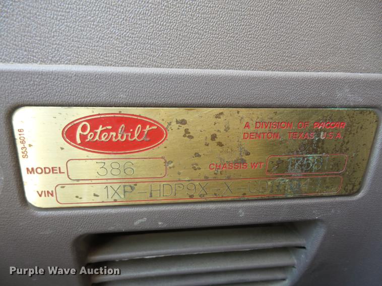 image for item DC5303 2012 Peterbilt 386 semi truck