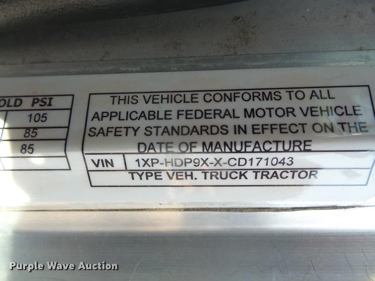 image for item DC5303 2012 Peterbilt 386 semi truck