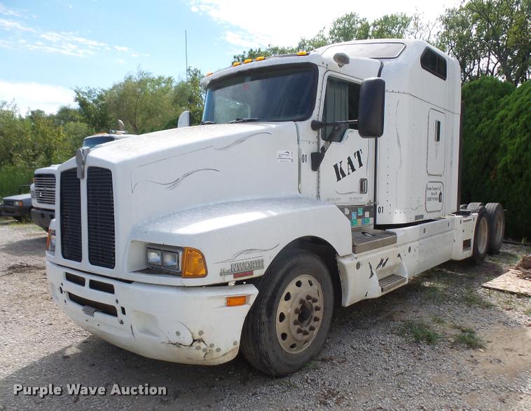 image for item DC5406 1996 Kenworth T600 semi truck