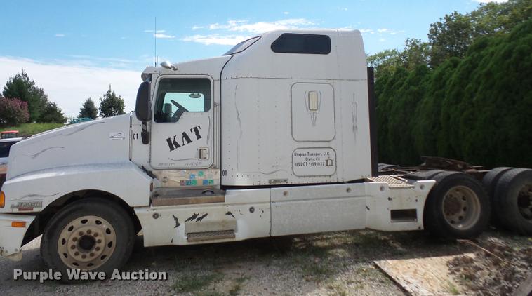 image for item DC5406 1996 Kenworth T600 semi truck