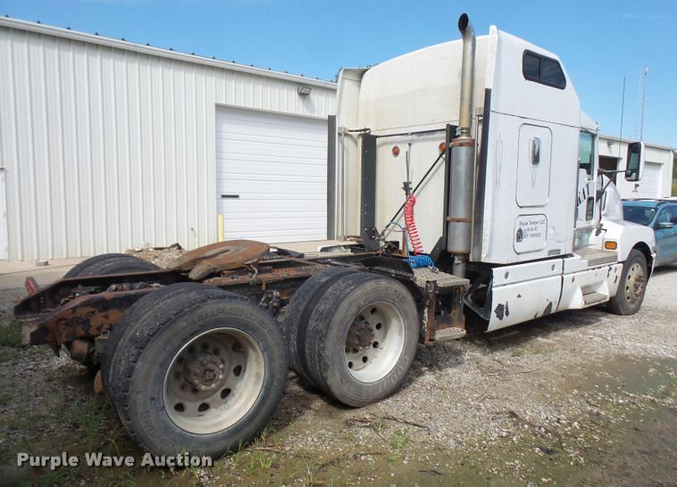 image for item DC5406 1996 Kenworth T600 semi truck