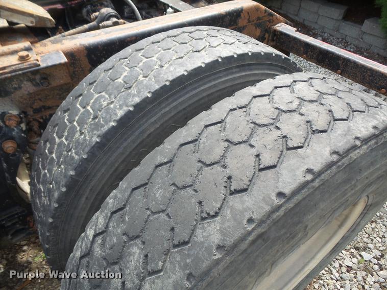 image for item DC5406 1996 Kenworth T600 semi truck