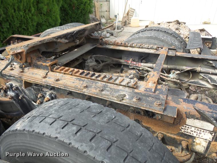 image for item DC5406 1996 Kenworth T600 semi truck