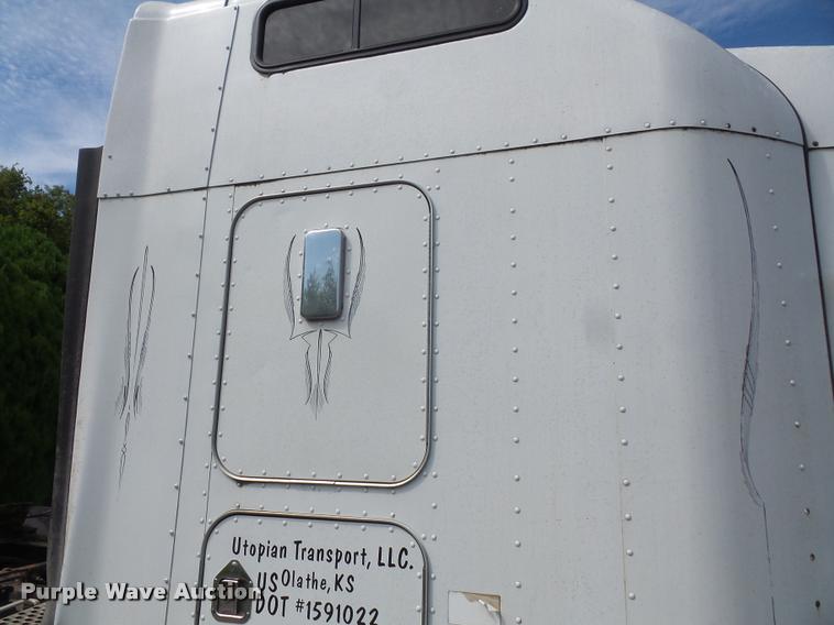 image for item DC5406 1996 Kenworth T600 semi truck