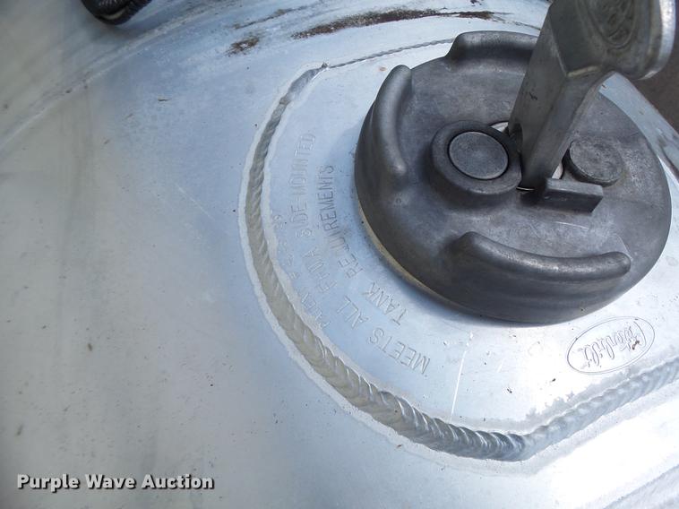 image for item DF9428 2003 aluminum fuel tank