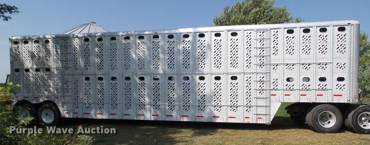 image for item DH9455 1985 Wilson PSDCL-102 livestock trailer