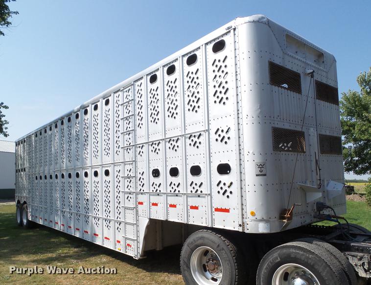 image for item DH9455 1985 Wilson PSDCL-102 livestock trailer