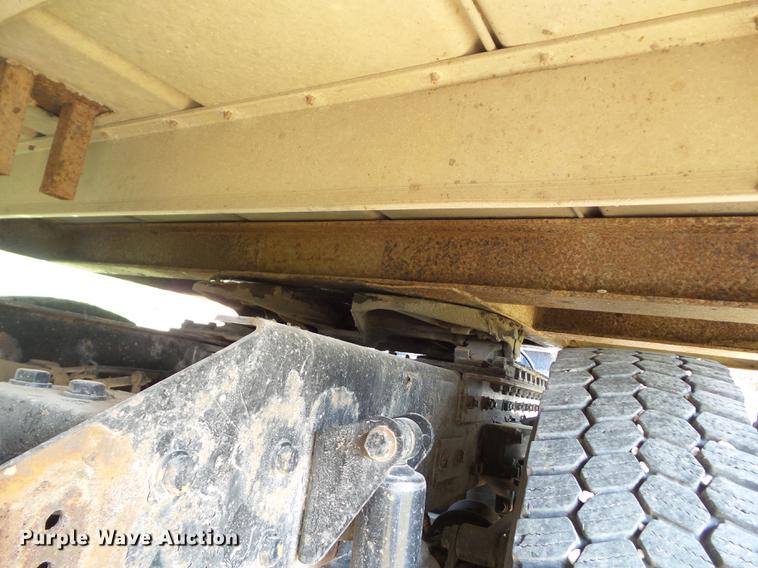 image for item DH9455 1985 Wilson PSDCL-102 livestock trailer