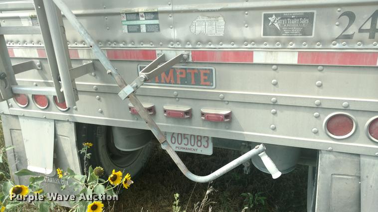 image for item DI9866 2007 Timpte Super Hopper double hopper bottom grain trailer