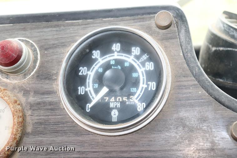 image for item DQ9445 1980 Kenworth semi truck