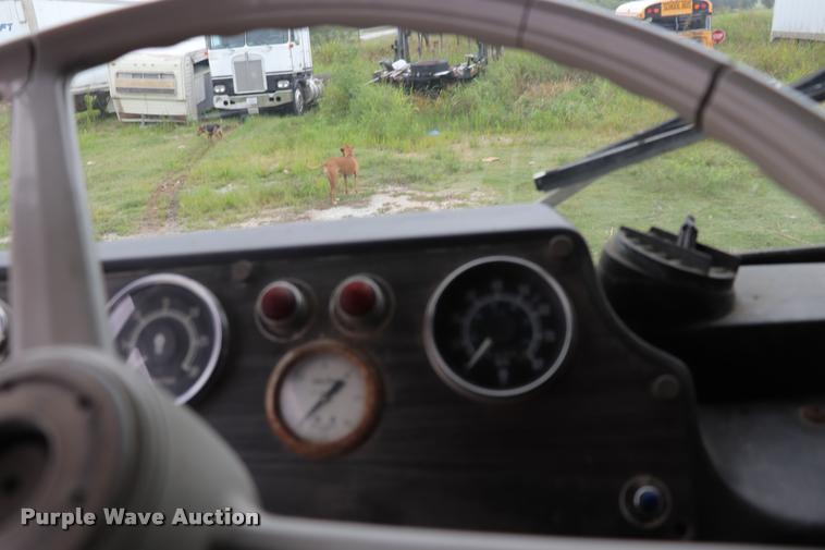 image for item DQ9445 1980 Kenworth semi truck