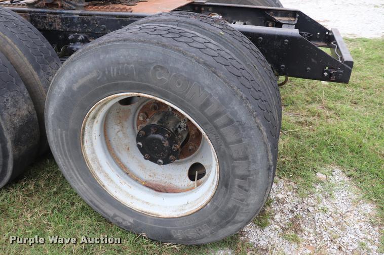 image for item DQ9445 1980 Kenworth semi truck