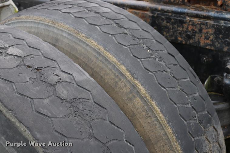 image for item DQ9445 1980 Kenworth semi truck