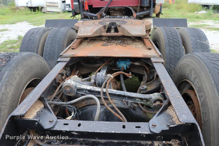 image for item DQ9445 1980 Kenworth semi truck