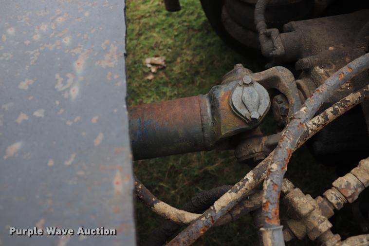 image for item DQ9445 1980 Kenworth semi truck