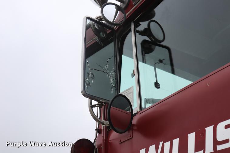 image for item DQ9445 1980 Kenworth semi truck