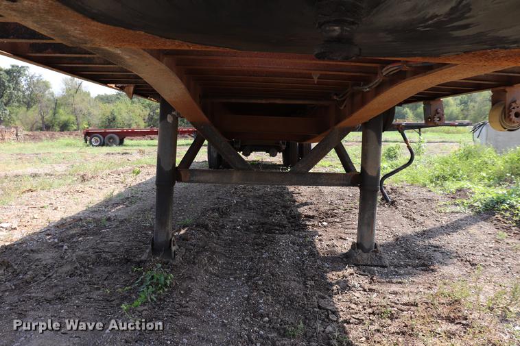 image for item ED9527 1991 Great Dane flatbed trailer
