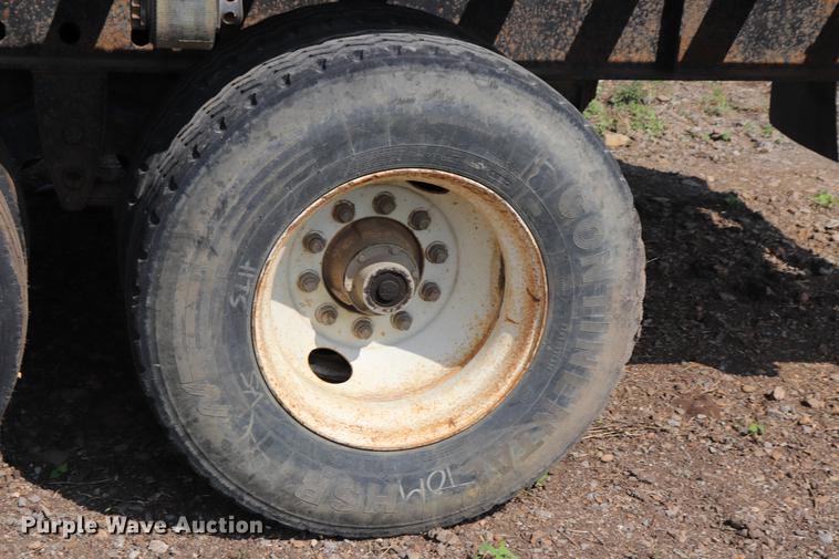 image for item ED9527 1991 Great Dane flatbed trailer