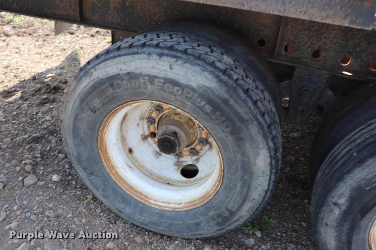 image for item ED9527 1991 Great Dane flatbed trailer