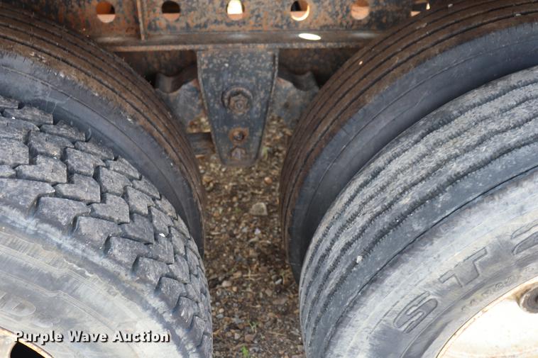 image for item ED9527 1991 Great Dane flatbed trailer