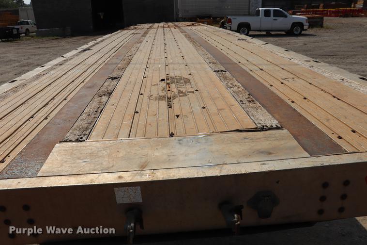 image for item ED9528 1995 Wilson CF-900 flatbed trailer
