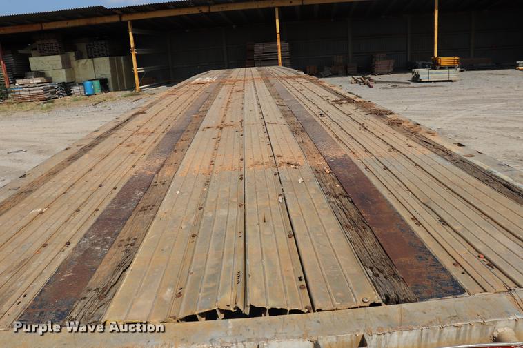 image for item ED9528 1995 Wilson CF-900 flatbed trailer