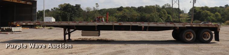 image for item ED9528 1995 Wilson CF-900 flatbed trailer