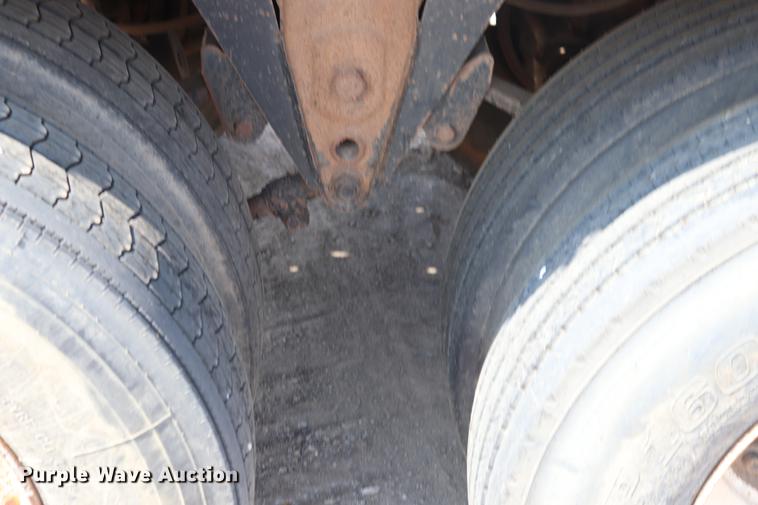 image for item ED9528 1995 Wilson CF-900 flatbed trailer