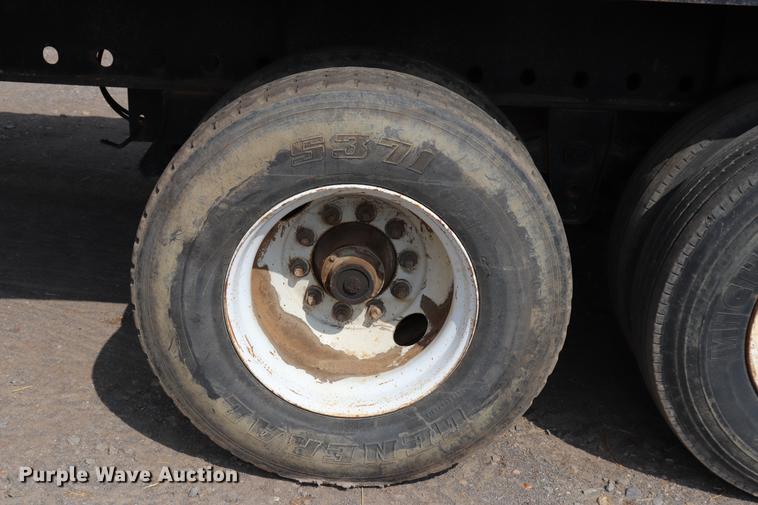 image for item ED9529 1991 Great Dane flatbed trailer