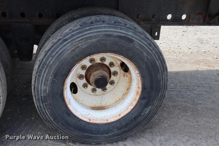 image for item ED9529 1991 Great Dane flatbed trailer