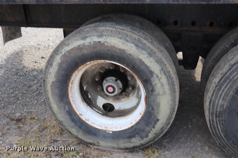 image for item ED9529 1991 Great Dane flatbed trailer