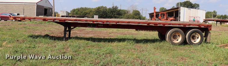 image for item ED9530 1974 Fontane FLTS flatbed trailer