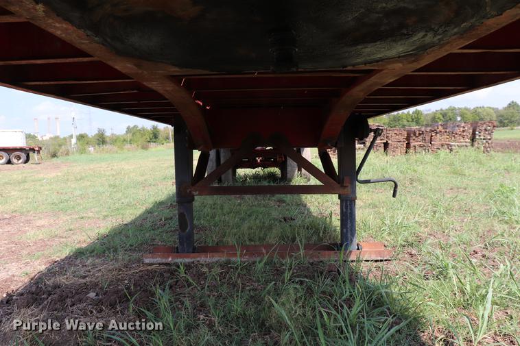 image for item ED9530 1974 Fontane FLTS flatbed trailer