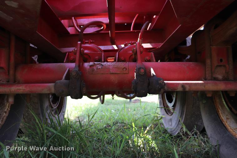 image for item ED9530 1974 Fontane FLTS flatbed trailer