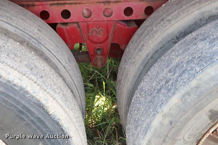 image for item ED9530 1974 Fontane FLTS flatbed trailer