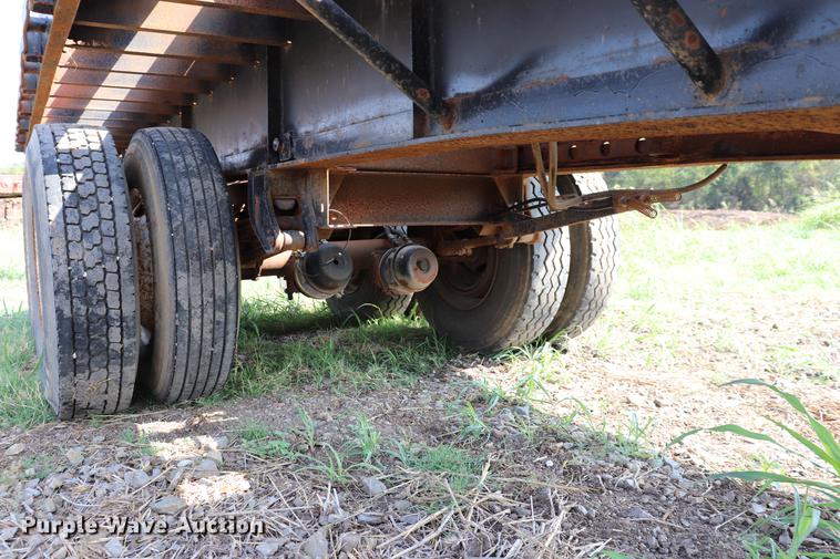 image for item ED9531 1992 Great Dane flatbed trailer