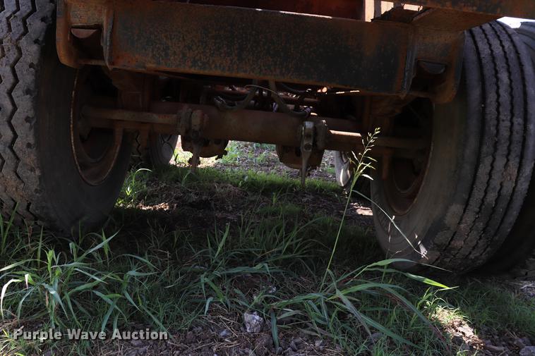 image for item ED9531 1992 Great Dane flatbed trailer